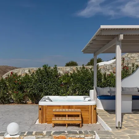 Livana Naxos *