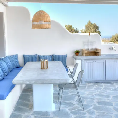 Livana Naxos * Kastrákion