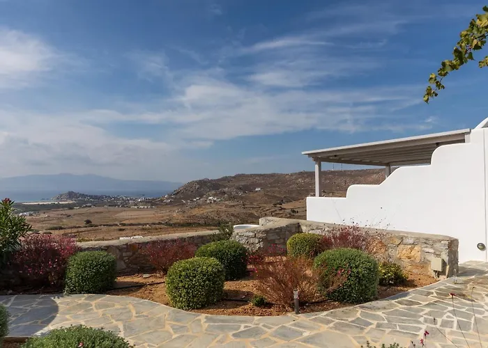 Livana Naxos * Kastrákion