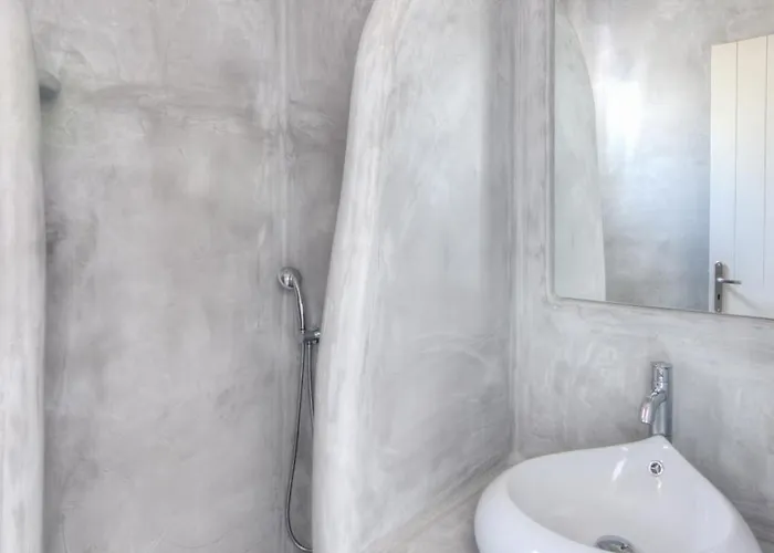 Livana Naxos * Kastrákion